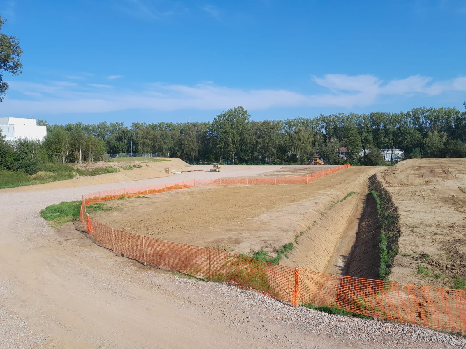 H4A Windenergie maakt een fundering voor een windmolen bij Barry Callebaut in Halle