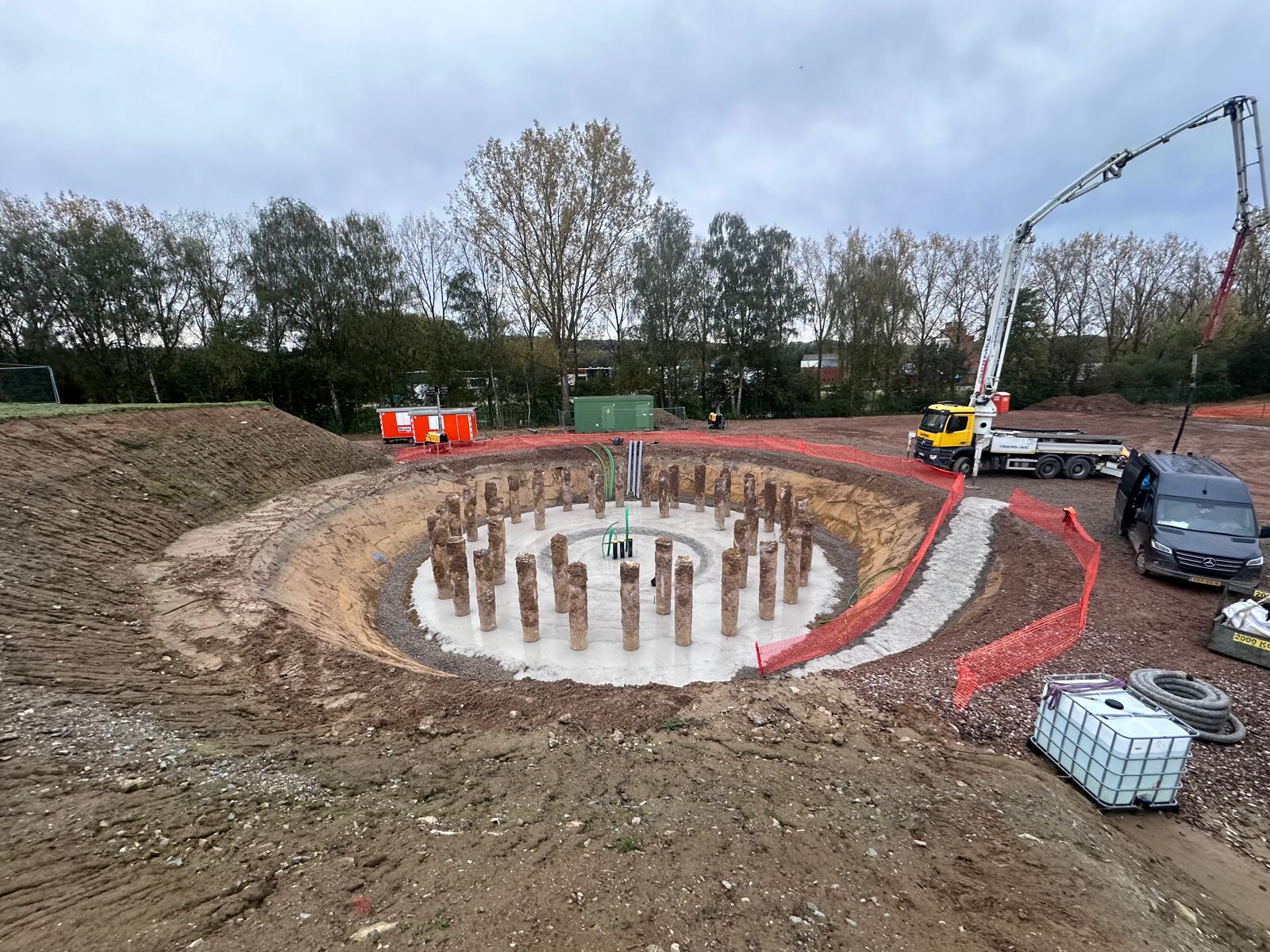 H4A Windenergie maakt een fundering voor een windmolen bij Barry Callebaut in Halle